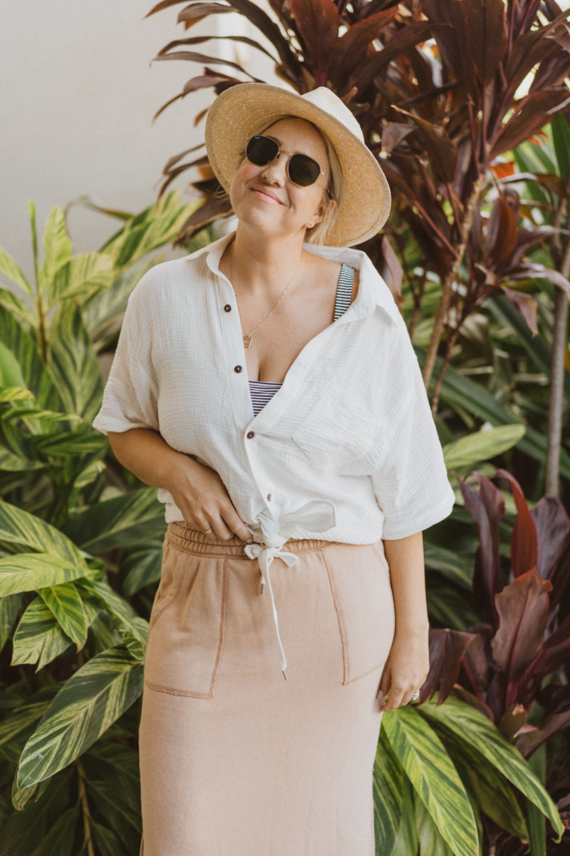 My Vacation Capsule Wardrobe (And Why I Think Everyone Needs One) - Jenna  Kutcher